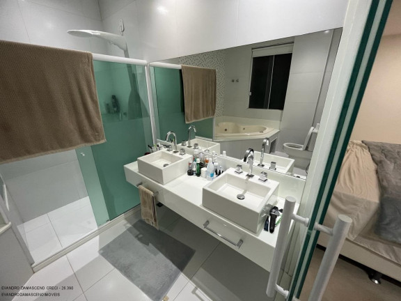 Imagem Casa com 5 Quartos à Venda, 1.500 m² em Portão - Lauro De Freitas