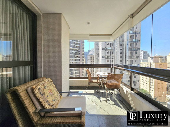 Imagem Apartamento com 3 Quartos à Venda, 162 m² em Moema - São Paulo Imagem Apartamento com 3 Quartos à Venda, 162 m² em Moema - São Paulo