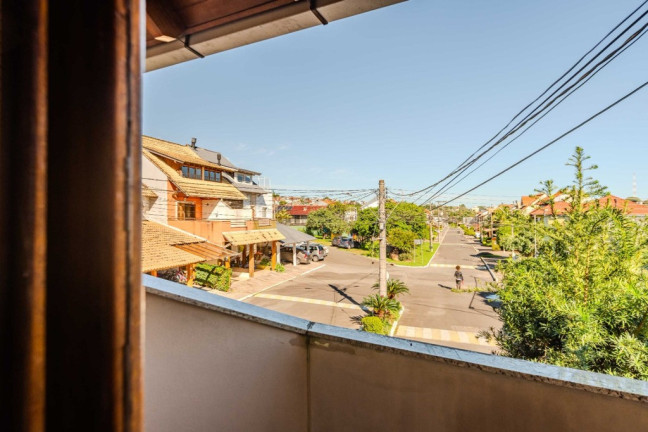 Imagem Casa de Condomínio com 4 Quartos à Venda, 202 m² em Ipanema - Porto Alegre Imagem Casa de Condomínio com 4 Quartos à Venda, 202 m² em Ipanema - Porto Alegre