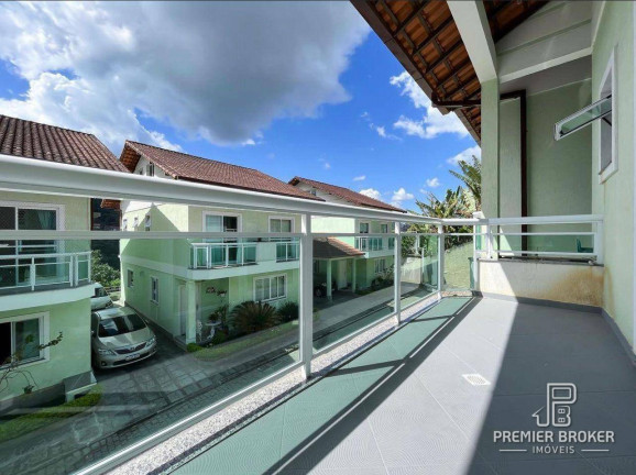 Imagem Casa com 4 Quartos à Venda, 186 m² em Agriões - Teresópolis
