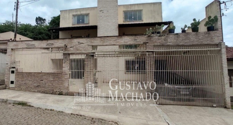 Casa com 4 Quartos à Venda, 281 m² em São João Batista - Volta Redonda
