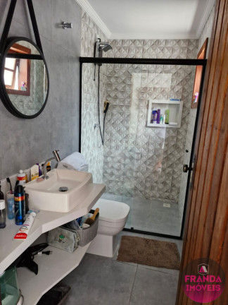 Imagem Casa com 2 Quartos à Venda, 117 m² em Centro - Ubatuba
