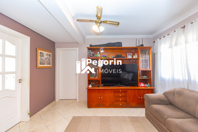 Imagem Casa com 3 Quartos à Venda, 183 m² em Cajuru - Curitiba