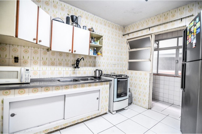 Imagem Imóvel com 3 Quartos à Venda, 115 m² em Independência - Porto Alegre Imagem Imóvel com 3 Quartos à Venda, 115 m² em Independência - Porto Alegre