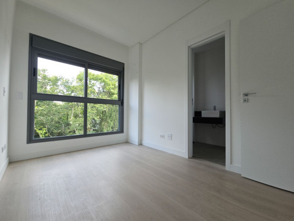 Imagem Cobertura com 3 Quartos à Venda, 212 m² em Mossunguê - Curitiba
