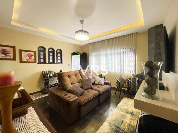 Imagem Casa com 4 Quartos à Venda, 255 m² em Bom Retiro - Teresópolis Imagem Casa com 4 Quartos à Venda, 255 m² em Bom Retiro - Teresópolis