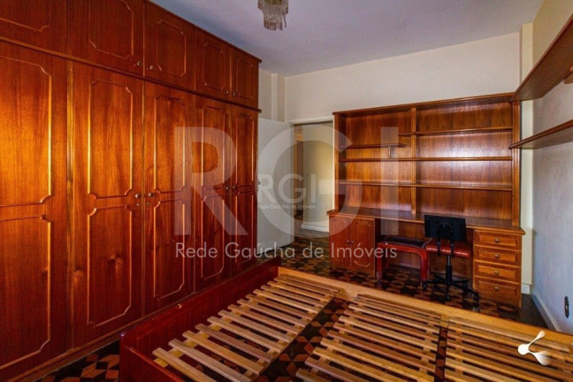 Imagem Apartamento com 3 Quartos à Venda, 180 m² em Centro Histórico - Porto Alegre Imagem Apartamento com 3 Quartos à Venda, 180 m² em Centro Histórico - Porto Alegre