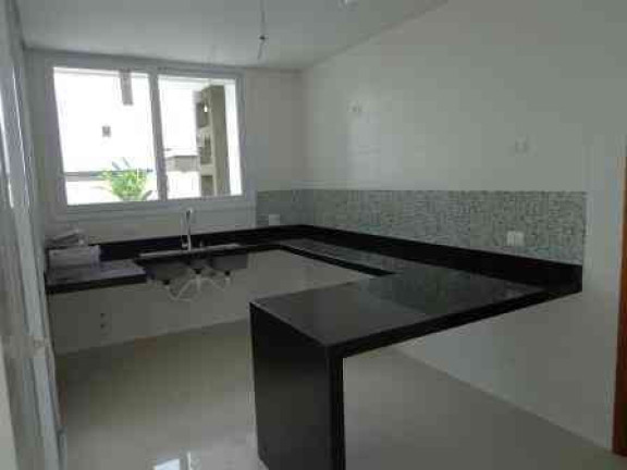 Imagem Casa com 3 Quartos à Venda, 280 m² em Aruã - Mogi Das Cruzes Imagem Casa com 3 Quartos à Venda, 280 m² em Aruã - Mogi Das Cruzes