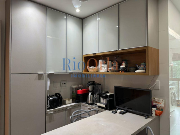 Imagem Apartamento com 4 Quartos à Venda, 140 m² em Barra Da Tijuca - Rio De Janeiro