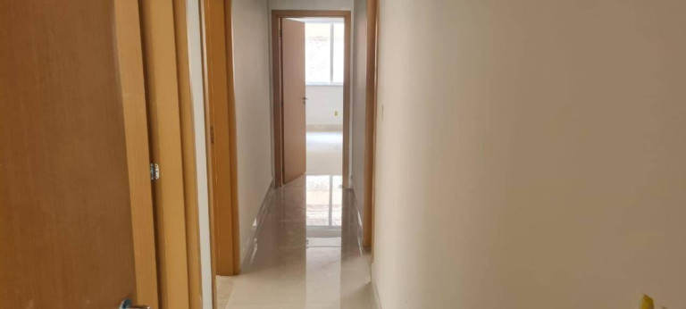 Imagem Apartamento com 3 Quartos à Venda, 210 m² Imagem Apartamento com 3 Quartos à Venda, 210 m²