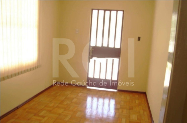 Imagem Casa com 2 Quartos à Venda, 326 m² em Vila Jardim - Porto Alegre Imagem Casa com 2 Quartos à Venda, 326 m² em Vila Jardim - Porto Alegre