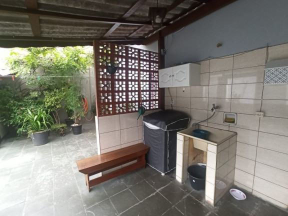Imagem Casa com 2 Quartos à Venda, 155 m² em Vila Amorim - Suzano Imagem Casa com 2 Quartos à Venda, 155 m² em Vila Amorim - Suzano