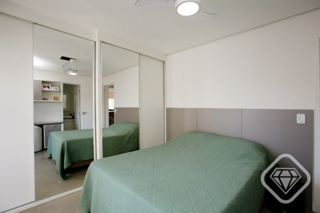 Imagem Apartamento com 2 Quartos à Venda, em Menino Deus - Porto Alegre Imagem Apartamento com 2 Quartos à Venda, em Menino Deus - Porto Alegre