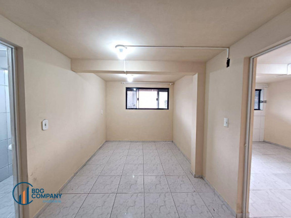 Imagem Kitnet com 1 Quarto para Alugar, 40 m² em Fosforo - Irati Imagem Kitnet com 1 Quarto para Alugar, 40 m² em Fosforo - Irati