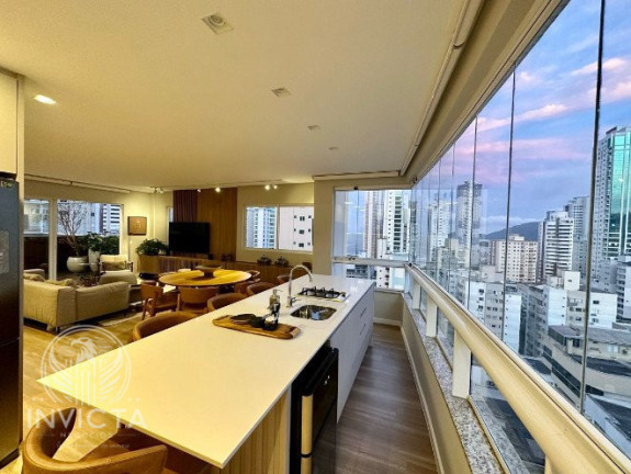 Imagem Cobertura com 4 Quartos à Venda, 240 m² em Centro - Balneário Camboriú Imagem Cobertura com 4 Quartos à Venda, 240 m² em Centro - Balneário Camboriú