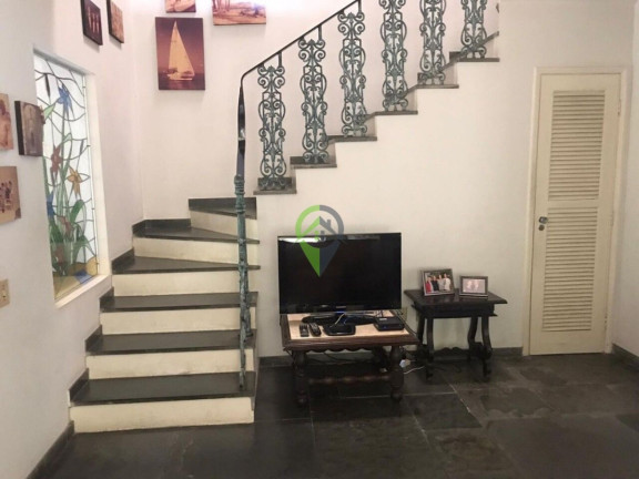 Imagem Casa com 3 Quartos à Venda, 240 m² em Gonzaga - Santos Imagem Casa com 3 Quartos à Venda, 240 m² em Gonzaga - Santos