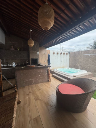 Apartamento com 4 Quartos à Venda,  em Nova Parnamirim