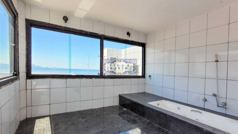 Imagem Cobertura com 7 Quartos à Venda, 410 m² em Copacabana - Rio De Janeiro Imagem Cobertura com 7 Quartos à Venda, 410 m² em Copacabana - Rio De Janeiro