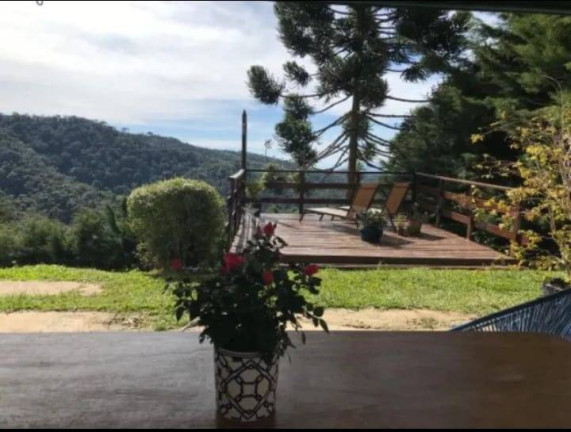 Imagem Casa com 3 Quartos à Venda, 5.330 m² em Campos Do Jordão Imagem Casa com 3 Quartos à Venda, 5.330 m² em Campos Do Jordão