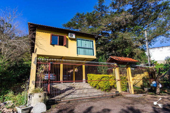 Imagem Casa com 5 Quartos à Venda, em Jardim Sabará - Porto Alegre Imagem Casa com 5 Quartos à Venda, em Jardim Sabará - Porto Alegre