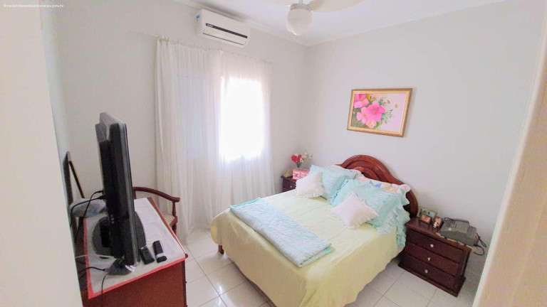 Imagem Casa com 3 Quartos à Venda, 95 m² em Estância São José - Peruíbe