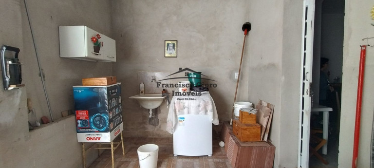 Imagem Sobrado com 2 Quartos à Venda, 180 m² em Cohab - Guaratinguetá Imagem Sobrado com 2 Quartos à Venda, 180 m² em Cohab - Guaratinguetá