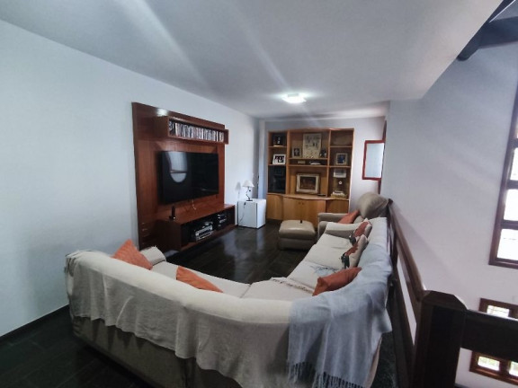 Imagem Casa com 6 Quartos à Venda, 363 m² em Jardim Esperança - Volta Redonda