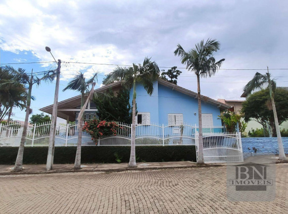 Imagem Casa com 2 Quartos à Venda, 211 m² em Renascença - Santa Cruz Do Sul Imagem Casa com 2 Quartos à Venda, 211 m² em Renascença - Santa Cruz Do Sul