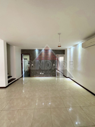 Imagem Casa com 4 Quartos à Venda, 220 m² em Recreio Dos Bandeirantes - Rio De Janeiro Imagem Casa com 4 Quartos à Venda, 220 m² em Recreio Dos Bandeirantes - Rio De Janeiro