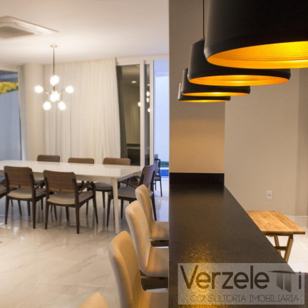 Imagem Casa com 4 Quartos à Venda, 634 m² em Barra - Balneário Camboriú