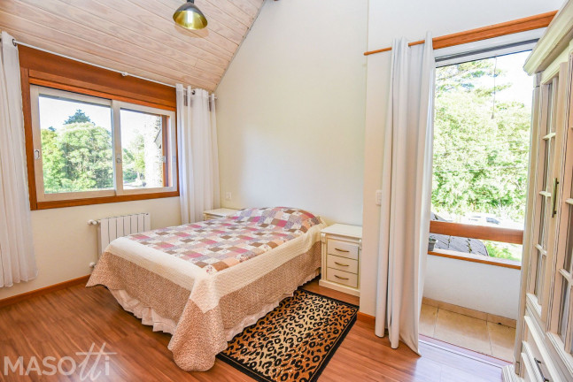 Imagem Casa com 3 Quartos à Venda, 162 m² em Mato Queimado - Gramado Imagem Casa com 3 Quartos à Venda, 162 m² em Mato Queimado - Gramado