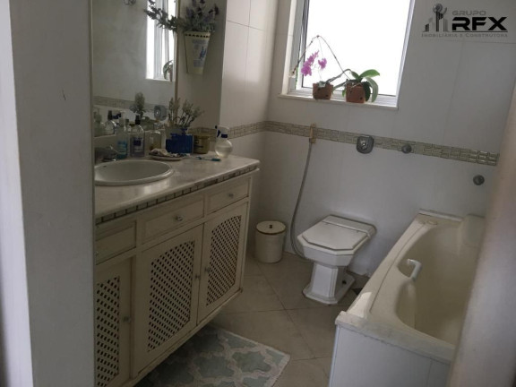 Imagem Apartamento com 3 Quartos à Venda, 166 m² em Icaraí - Niterói