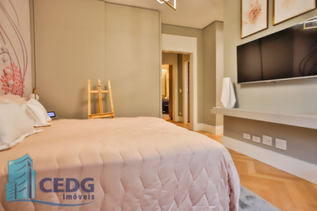 Imagem Apartamento com 3 Quartos à Venda, 230 m² em Cabral - Curitiba Imagem Apartamento com 3 Quartos à Venda, 230 m² em Cabral - Curitiba