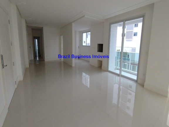Imagem Imóvel com 3 Quartos à Venda, 162 m² em Centro - Balneário Camboriú Imagem Imóvel com 3 Quartos à Venda, 162 m² em Centro - Balneário Camboriú