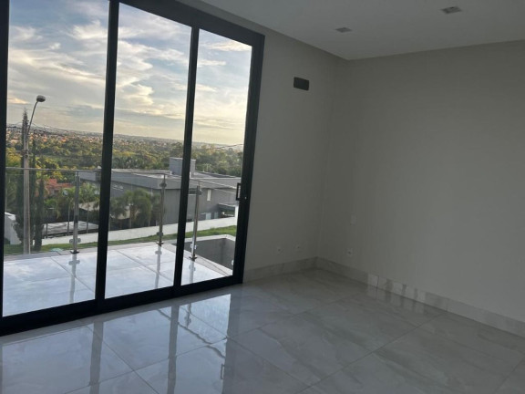 Imagem Sobrado com 4 Quartos à Venda, 270 m² em Condomínio Do Lago - Goiânia Imagem Sobrado com 4 Quartos à Venda, 270 m² em Condomínio Do Lago - Goiânia