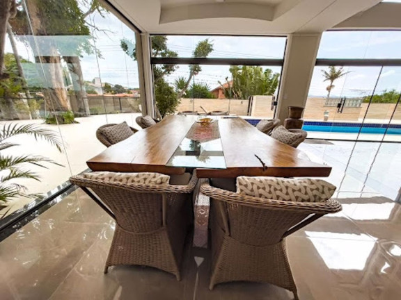 Imagem Casa com 4 Quartos à Venda, 570 m² em Vila Santista - Atibaia Imagem Casa com 4 Quartos à Venda, 570 m² em Vila Santista - Atibaia