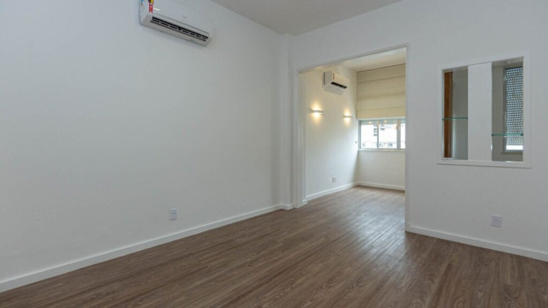 Imagem Imóvel com 1 Quarto à Venda, 64 m² em Ipanema - Rio De Janeiro Imagem Imóvel com 1 Quarto à Venda, 64 m² em Ipanema - Rio De Janeiro
