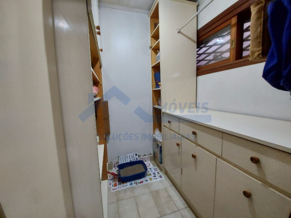 Imagem Sobrado com 5 Quartos à Venda, 380 m² em Jardim Lindóia - Porto Alegre Imagem Sobrado com 5 Quartos à Venda, 380 m² em Jardim Lindóia - Porto Alegre