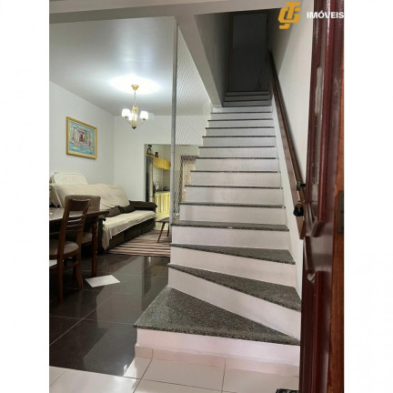Imagem Sobrado com 2 Quartos à Venda, 94 m² em Santa Regina - Camboriú Imagem Sobrado com 2 Quartos à Venda, 94 m² em Santa Regina - Camboriú