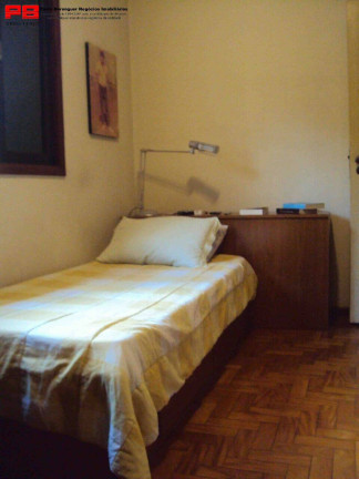 Imagem Casa com 3 Quartos à Venda, 250 m² em Brooklin - São Paulo Imagem Casa com 3 Quartos à Venda, 250 m² em Brooklin - São Paulo