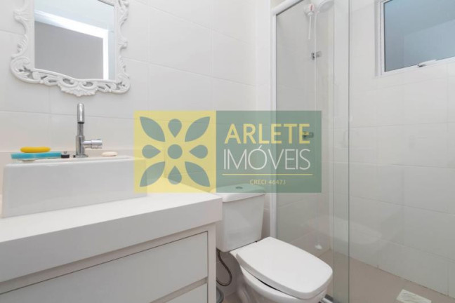 Imagem Cobertura com 3 Quartos para Alugar ou Temporada, 130 m² em Bombas - Bombinhas Imagem Cobertura com 3 Quartos para Alugar ou Temporada, 130 m² em Bombas - Bombinhas