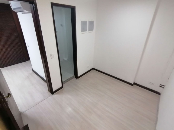 Imagem Imóvel à Venda ou Locação, 110 m² em Centro - Rio De Janeiro Imagem Imóvel à Venda ou Locação, 110 m² em Centro - Rio De Janeiro