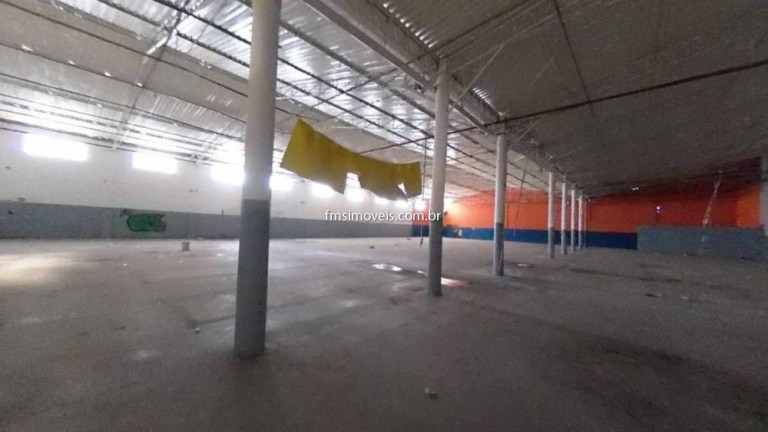 Imagem Imóvel para Alugar, 2.766 m² em Interlagos - São Paulo Imagem Imóvel para Alugar, 2.766 m² em Interlagos - São Paulo