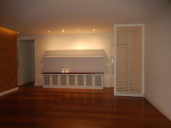 Imagem Apartamento com 2 Quartos à Venda,  em Leblon - Rio De Janeiro