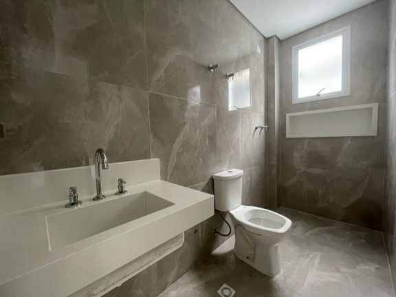 Imagem Casa com 3 Quartos à Venda, 280 m² em Embaré - Santos Imagem Casa com 3 Quartos à Venda, 280 m² em Embaré - Santos