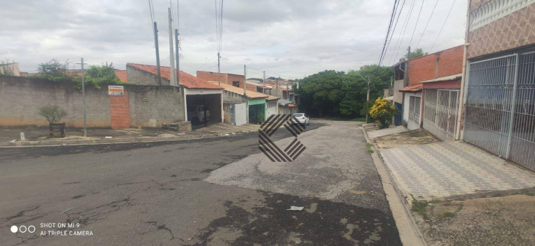 Imagem Casa com 1 Quarto à Venda, 57 m² em Jardim Santa Lúcia - Sorocaba Imagem Casa com 1 Quarto à Venda, 57 m² em Jardim Santa Lúcia - Sorocaba