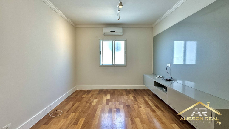 Imagem Casa de Condomínio com 4 Quartos à Venda, 330 m² em Cidade Tamboré - Santana De Parnaíba Imagem Casa de Condomínio com 4 Quartos à Venda, 330 m² em Cidade Tamboré - Santana De Parnaíba