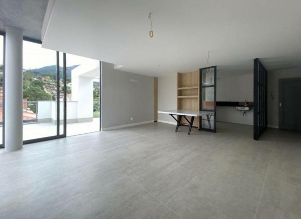 Imagem Cobertura com 4 Quartos à Venda, 211 m² em Agriões - Teresópolis Imagem Cobertura com 4 Quartos à Venda, 211 m² em Agriões - Teresópolis
