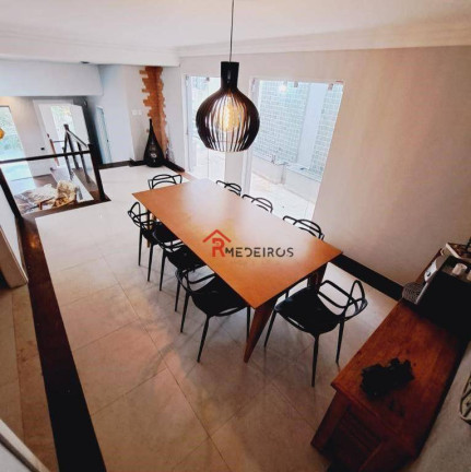 Imagem Casa com 2 Quartos à Venda, 290 m² em Pitangueiras - Guarujá Imagem Casa com 2 Quartos à Venda, 290 m² em Pitangueiras - Guarujá