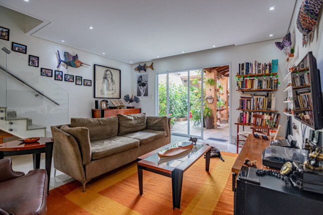 Imagem Sobrado com 4 Quartos à Venda, 188 m² em Vila Romana - São Paulo
